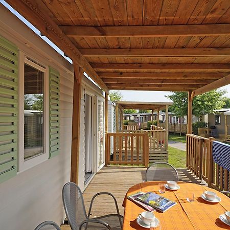 Butterfly Camping Village Пескиера дел Гарда Екстериор снимка