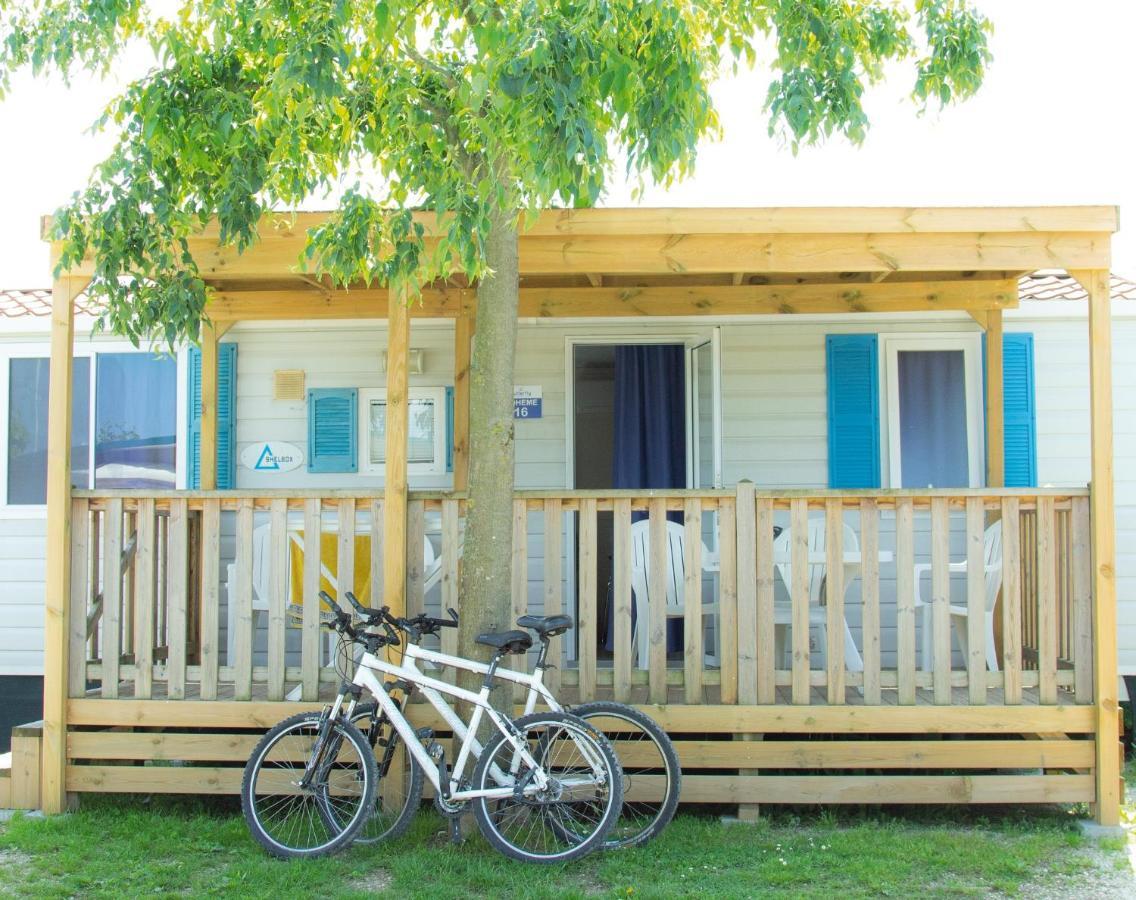 Butterfly Camping Village Пескиера дел Гарда Екстериор снимка