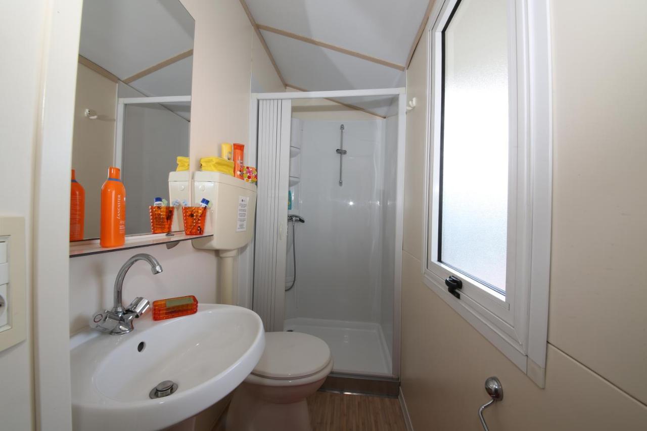 Butterfly Camping Village Пескиера дел Гарда Екстериор снимка