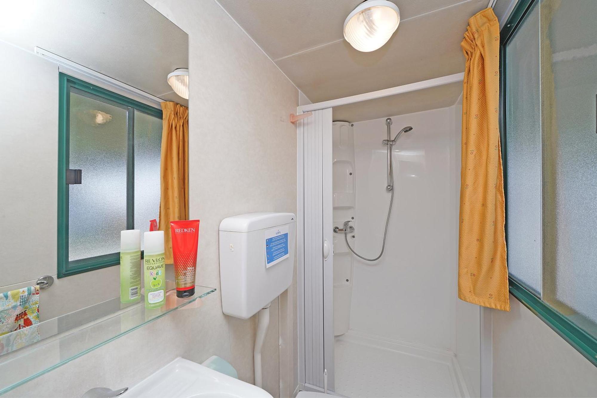 Butterfly Camping Village Пескиера дел Гарда Екстериор снимка